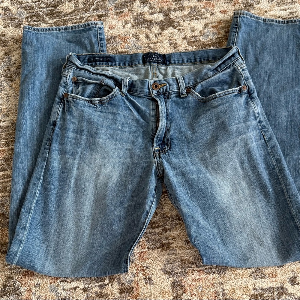 Lucky Brand Sweet Straight Jeans Size 31/32 Light Wash Denim